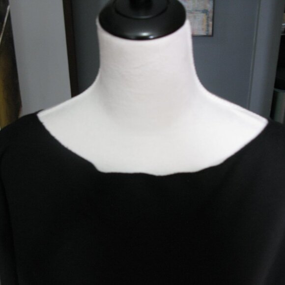 UNBRANDED Black Unfinished Seamed Top Size Medium - Picture 4 of 4